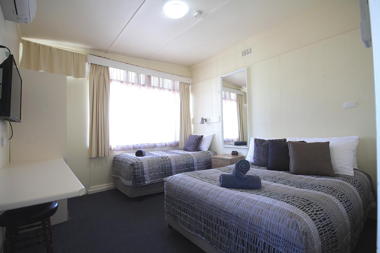 Hi Way Motor Inn Ясс Екстер'єр фото