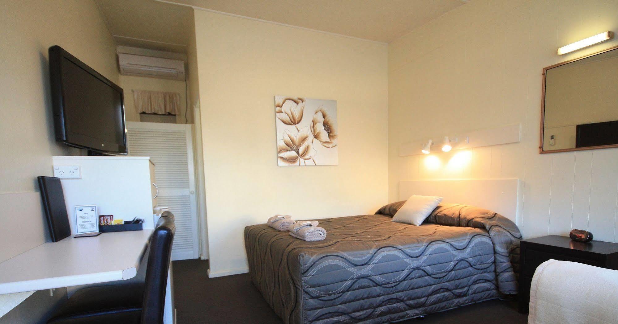 Hi Way Motor Inn Ясс Екстер'єр фото
